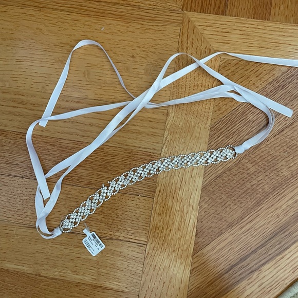 Bridal rhinestone belt - Picture 3 of 5